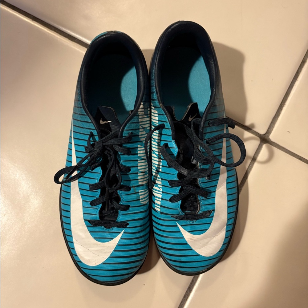 Nike Youth soccer turf shoes / cleats